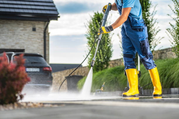 Best Patio and Deck Pressure Washing  in Lakewood, OH
